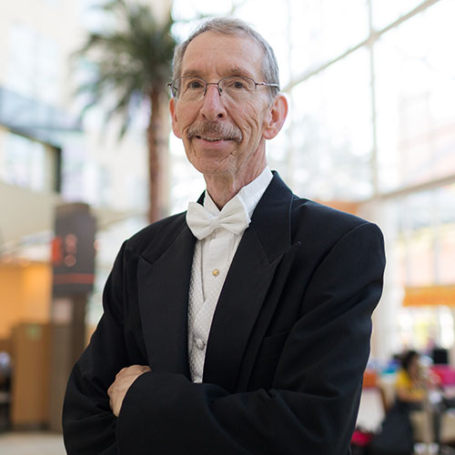 Herb Geisler before a performance